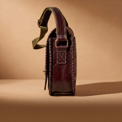 Medallion Crossbody - Oxblood